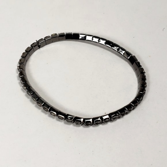 Black Metal - Sparking Round Crystal Stretch Bracelet - Women's Fashion, NWOT A6 - Picture 4 of 5
